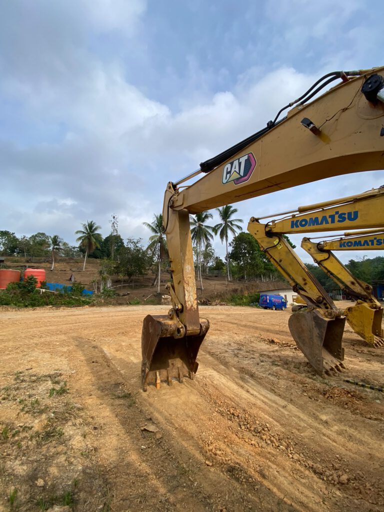EXCAVATOR STANDARD CAT 320GX